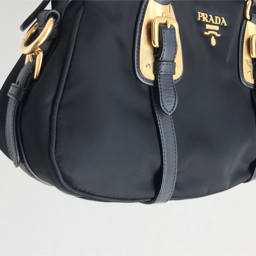 極美品 PRADA プラダ 2way ショルダーバッグ ハンドバッグ 黒 極美品 PRADA プラダ 2way ショルダーバッグ ハンドバッグ 黒