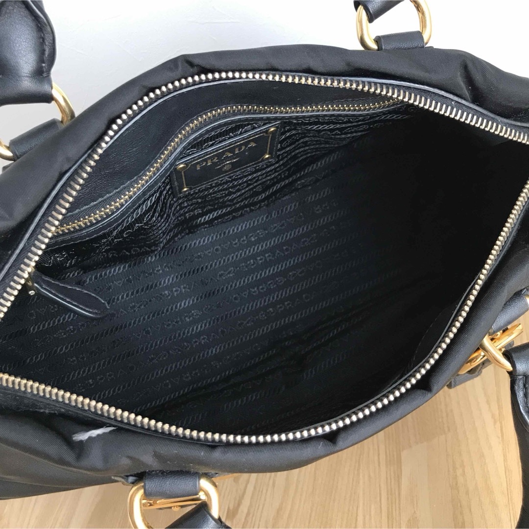 極美品 PRADA プラダ 2way ショルダーバッグ ハンドバッグ 黒 極美品 PRADA プラダ 2way ショルダーバッグ ハンドバッグ 黒
