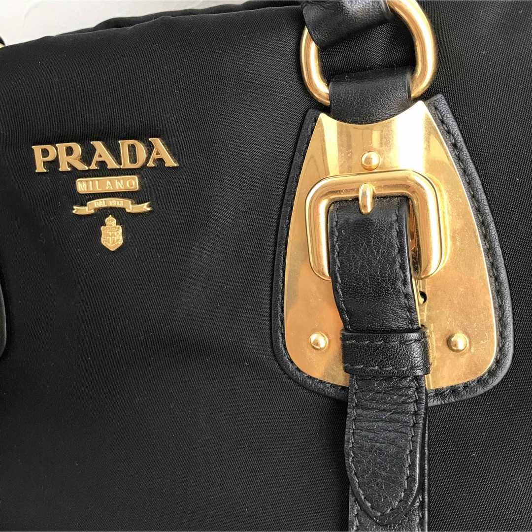 極美品 PRADA プラダ 2way ショルダーバッグ ハンドバッグ 黒 極美品 PRADA プラダ 2way ショルダーバッグ ハンドバッグ 黒