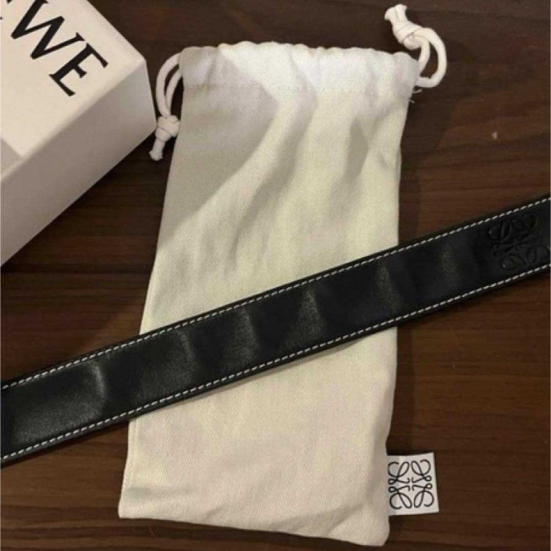 LOEWE レザーバングル 黒 ブレスレット/バングル LOEWE レザーバングル 黒 ブレスレット/バングル