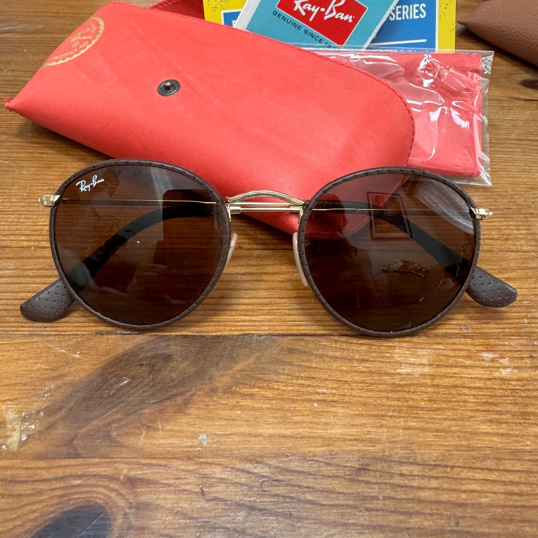 Ray-Ban -  Ray-Ban　美品　レイバン  男女　レザーフレーム　サングラス