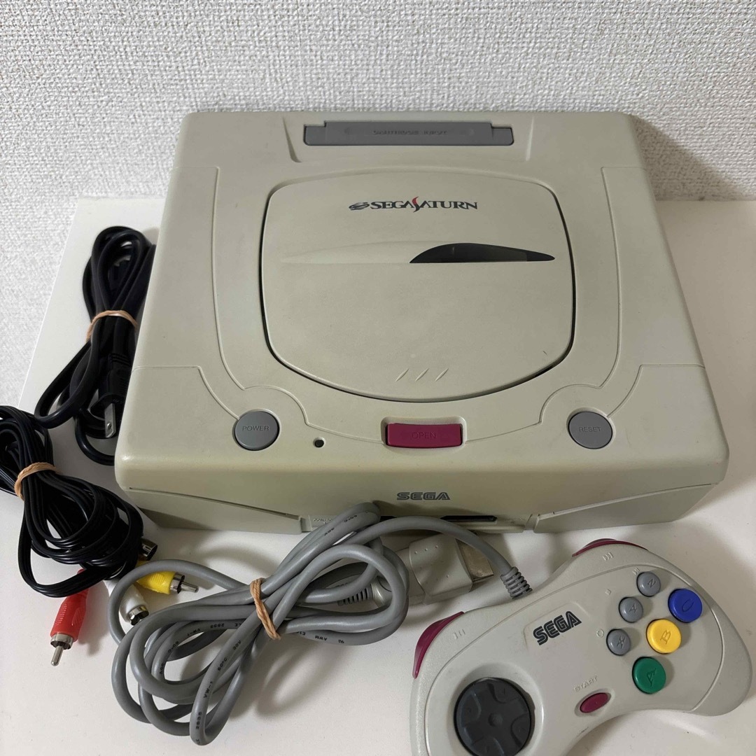 SEGA 慌ただしい セガサターン コントローラー HSS-0137 箱 取説付 SEGA 慌ただしい セガサターン コントローラー HSS-0137 箱 取説付