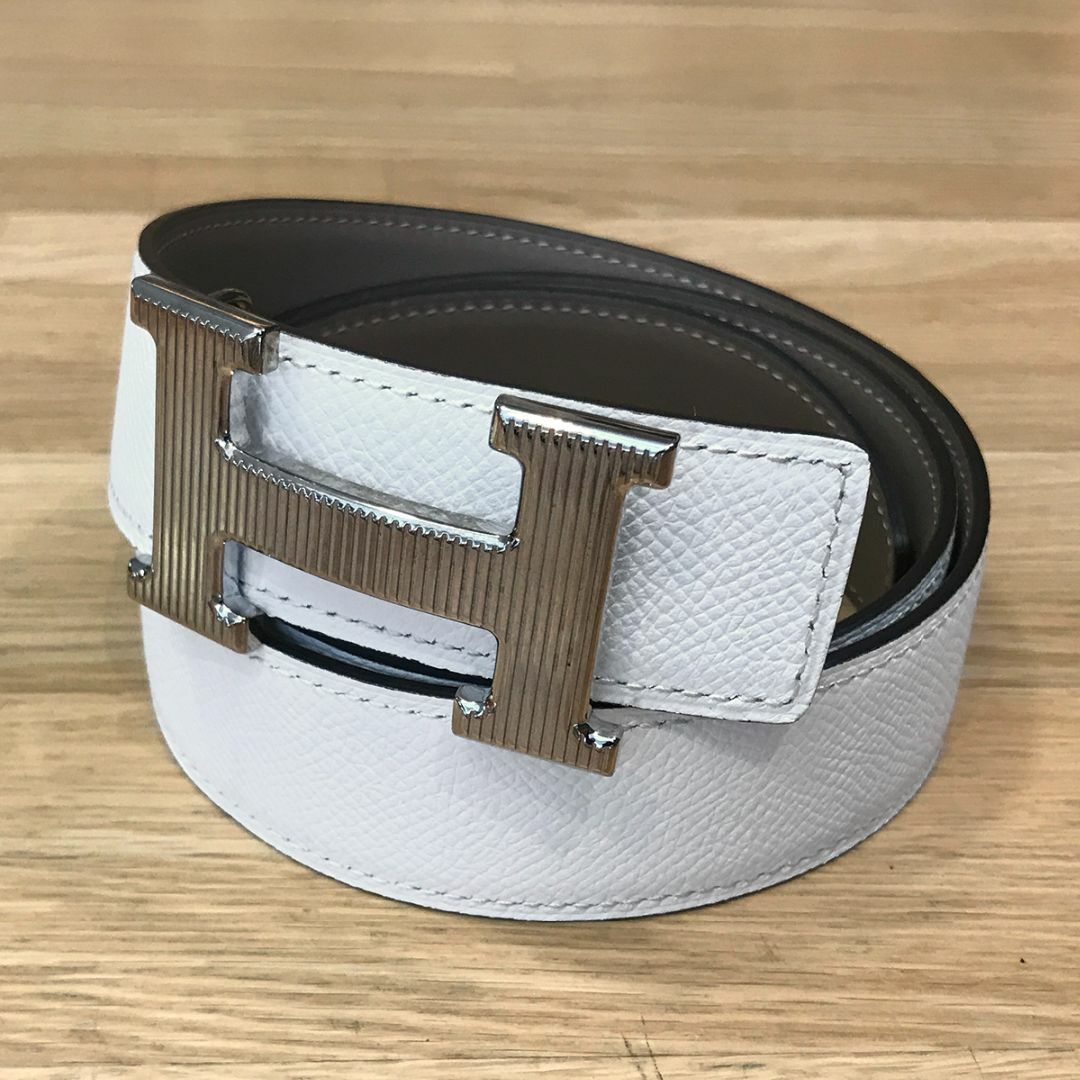 HERMES - 超美品 エルメス コンスタンス Hベルト ストリエ ホワイト エトゥープ SV