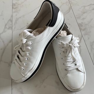 Alice+Olivia(スニーカー)のフリマアイテム一覧 Alice+Olivia(スニーカー)のフリマアイテム一覧