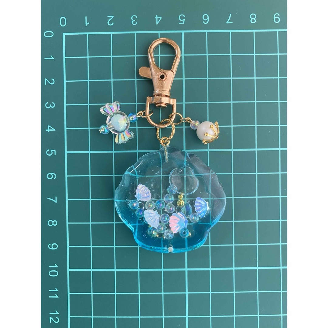 No.215 レジン シェイカー シャカシャカ キーホルダー シェル No.215 レジン シェイカー シャカシャカ キーホルダー シェル