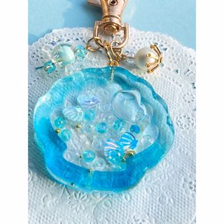 貝殻キーホルダーの通販 by At.ららShop ｜ラクマ