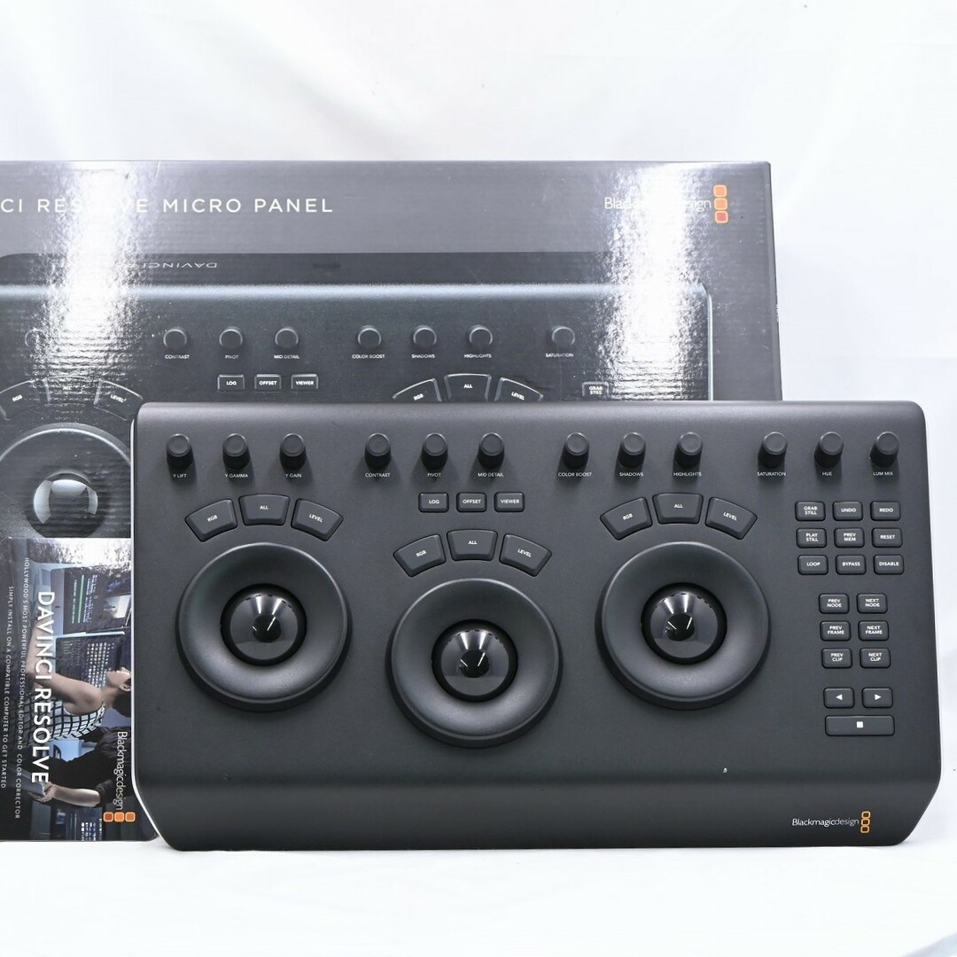 Blackmagic DaVinci Resolve Micro Panel Blackmagic DaVinci Resolve Micro Panel