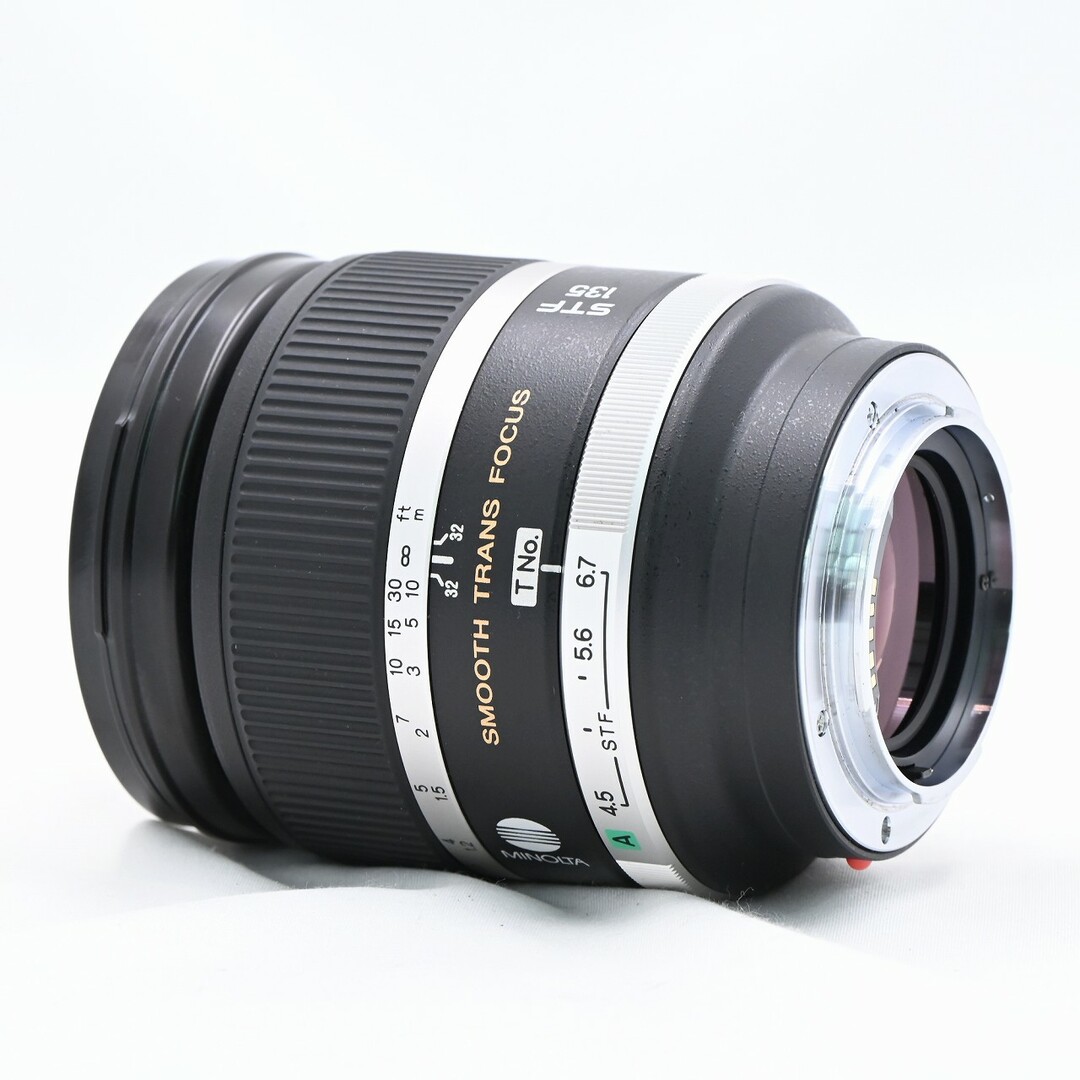 MINOLTA STF 135/2.8 T4.5 MINOLTA STF 135/2.8 T4.5