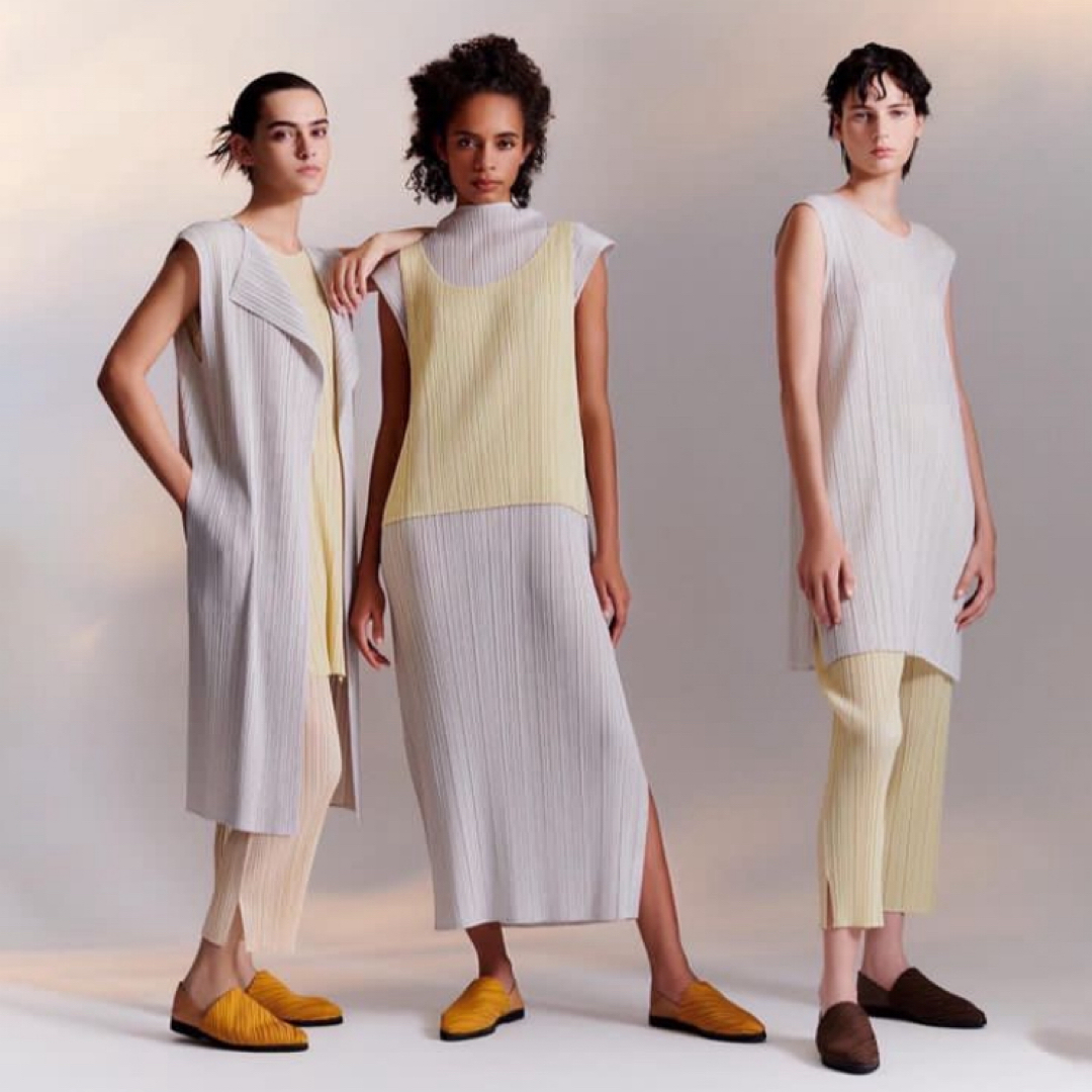 PLEATS PLEASE ISSEY MIYAKE YELLOW TOP トップス PLEATS PLEASE ISSEY MIYAKE YELLOW TOP トップス