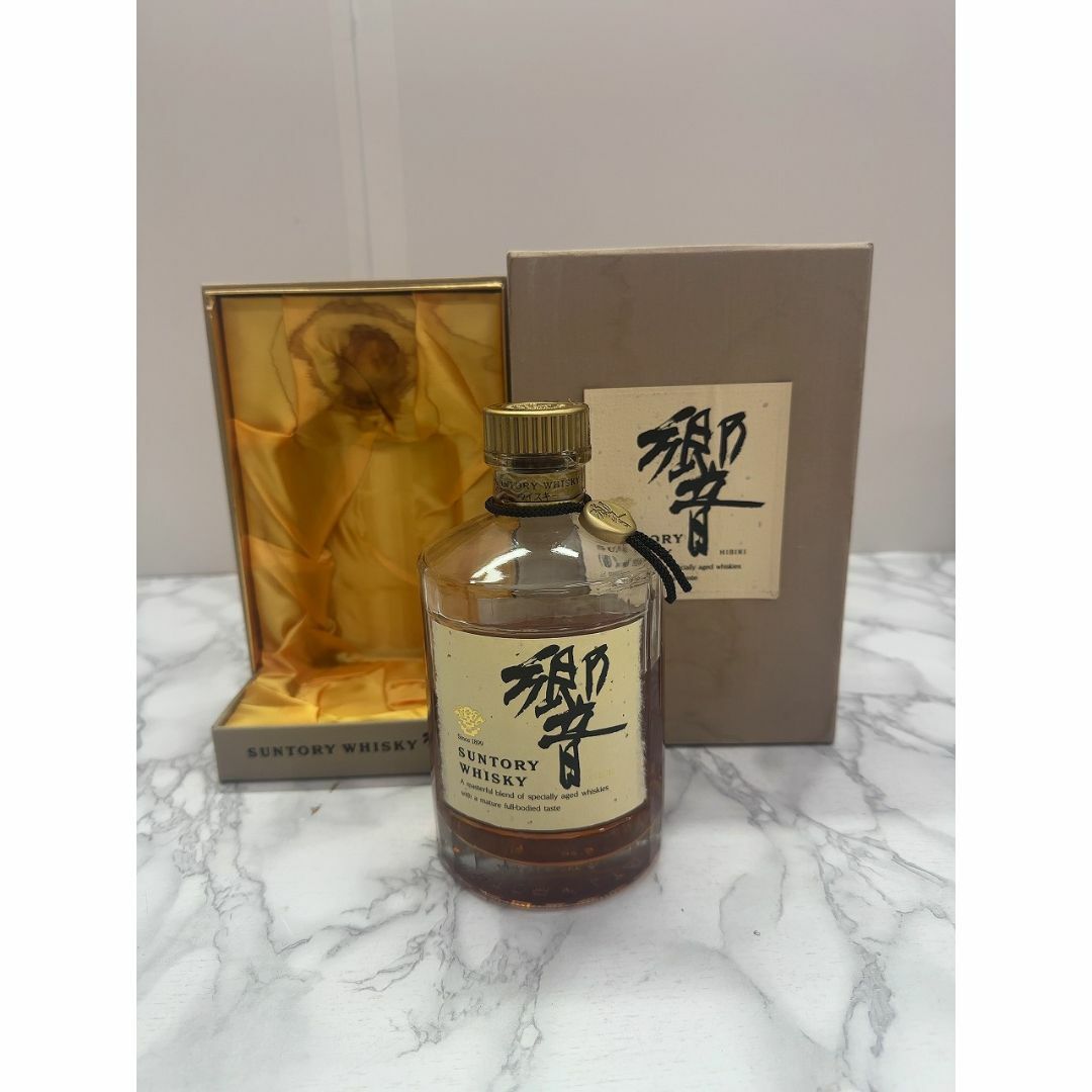 O-456未開栓【サントリー響1899 金キャップ 裏ゴールドラベル 液漏】 O-456未開栓【サントリー響1899 金キャップ 裏ゴールドラベル 液漏】