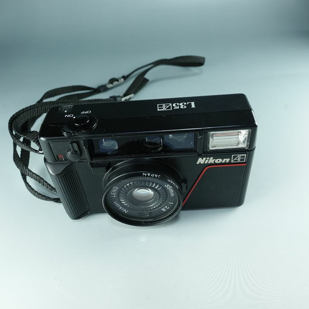 Nikon ニコン L35AF 初代ピカイチ 動作品 比較的美品カメラ Nikon ニコン L35AF 初代ピカイチ 動作品 比較的美品カメラ
