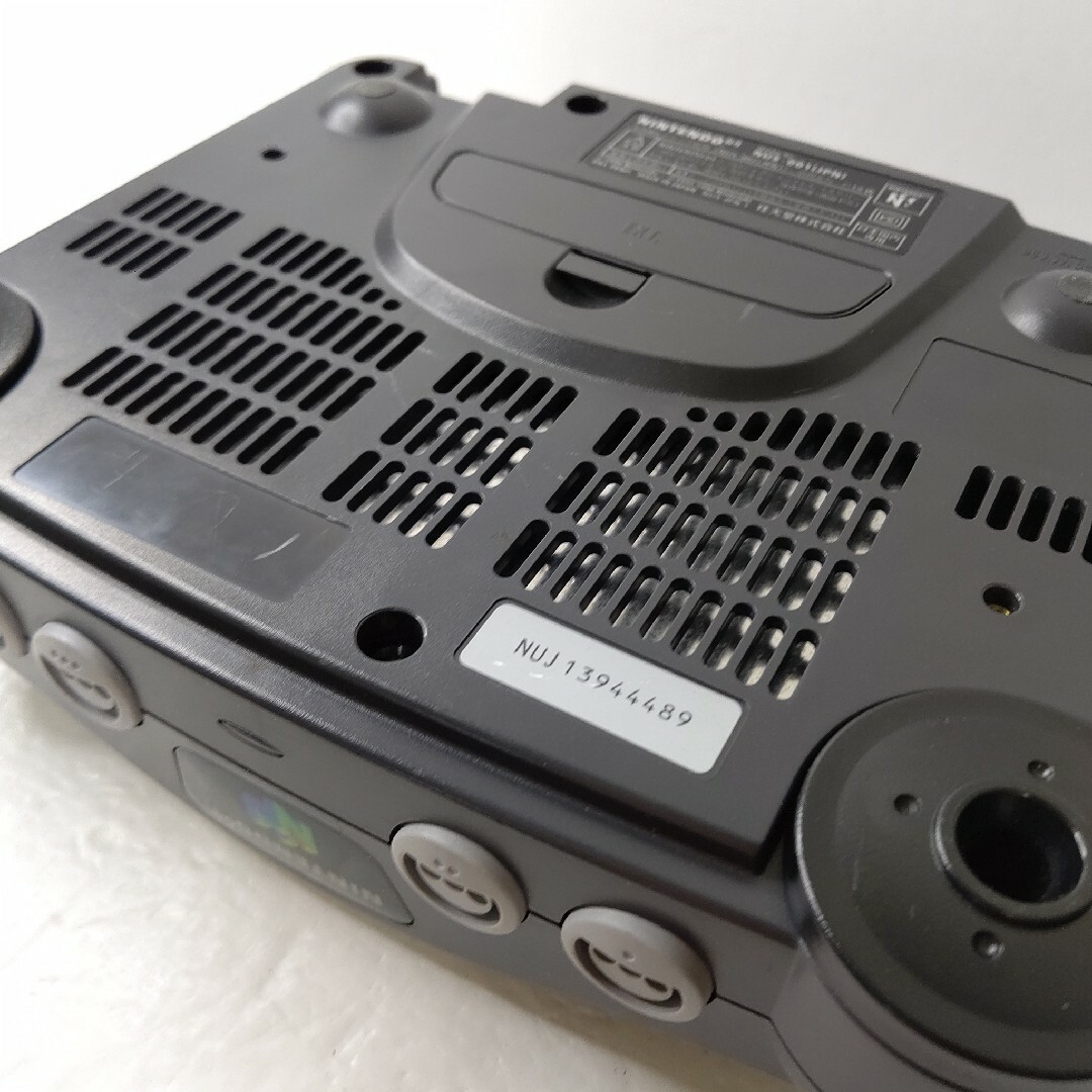 NINTENDO 64 - Nintendo ニンテンドー64 美品 ブラック 任天堂 NINTENDO 64 - Nintendo ニンテンドー64 美品 ブラック 任天堂