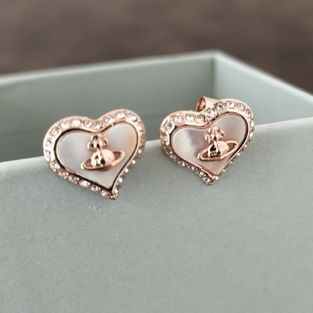 Vivienne Westwood ハートピアス Vivienne Westwood ハートピアス