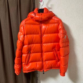 MONCLER(ダウンジャケット ・ オレンジ/橙色系)のフリマ MONCLER(ダウンジャケット ・ オレンジ/橙色系)のフリマ