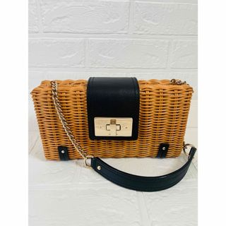 kate spade NEW YORK(かごバッグ/ストローバッグ)のフリマ kate spade NEW YORK(かごバッグ/ストローバッグ)のフリマ