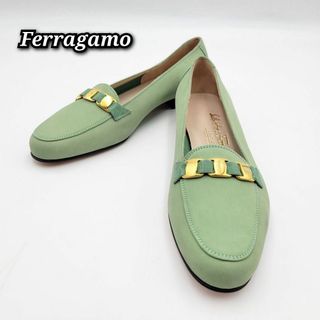 Salvatore Ferragamo(ハイヒール/パンプス ・ グリーン・カーキ Salvatore Ferragamo(ハイヒール/パンプス ・ グリーン・カーキ