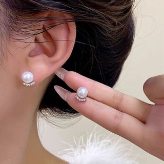 ピアス パール シルバー 一粒 czダイヤ  高級感 最新 シンプル 日常 大人(ピアス)
