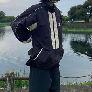 アダムエロぺ(Adam et Rope')のumbro アダムエロペ別注(ナイロンジャケット)