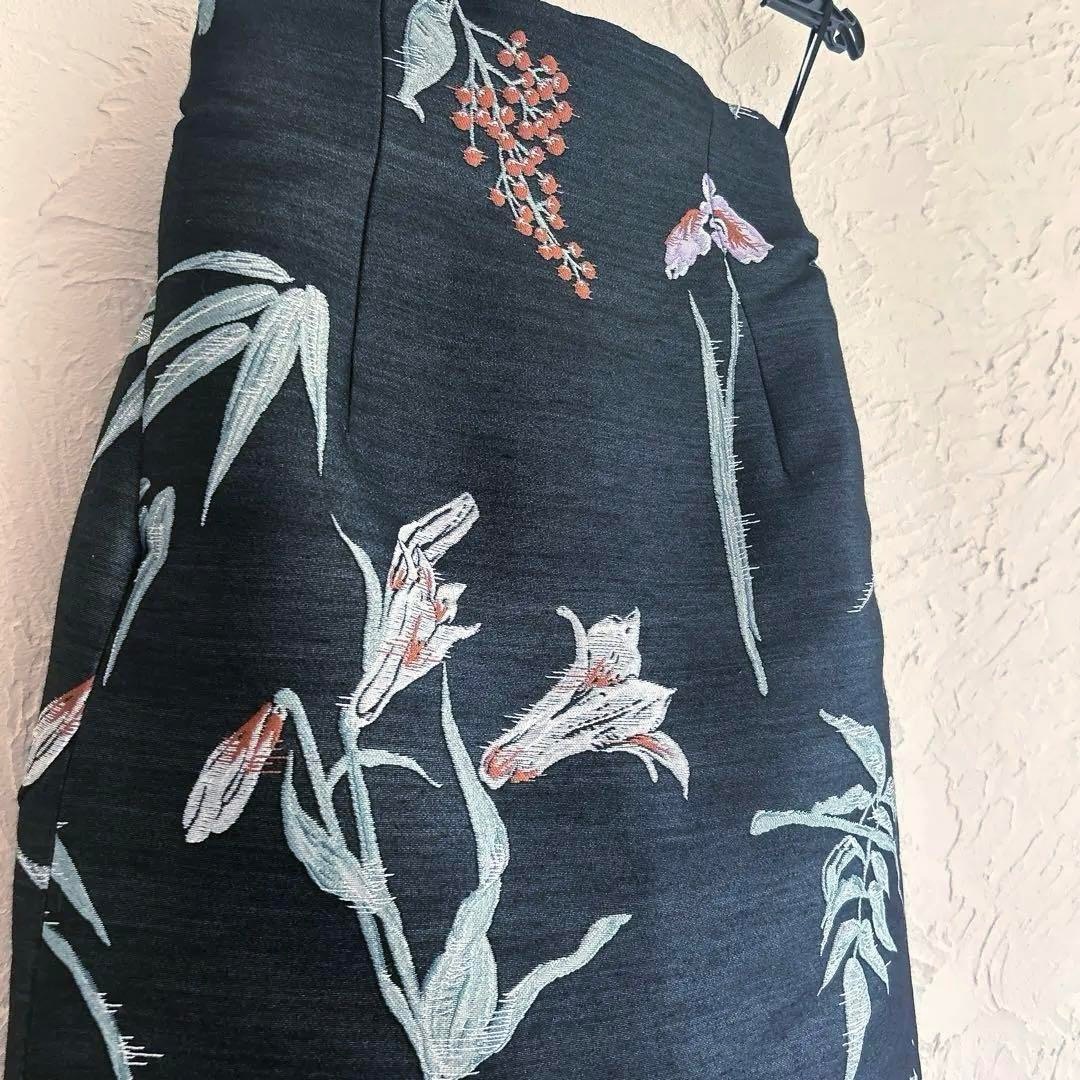 【美品】 マメクロゴウチ Flower Double Cloth Skirt花柄 Mamekurogouchi Flower Double cloth skirt