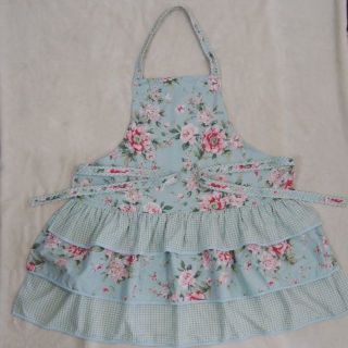 ローラアシュレイ(LAURA ASHLEY)のLAURA ASHLEY フリルエプロン（中古・1回使用）【送料込み】(その他)