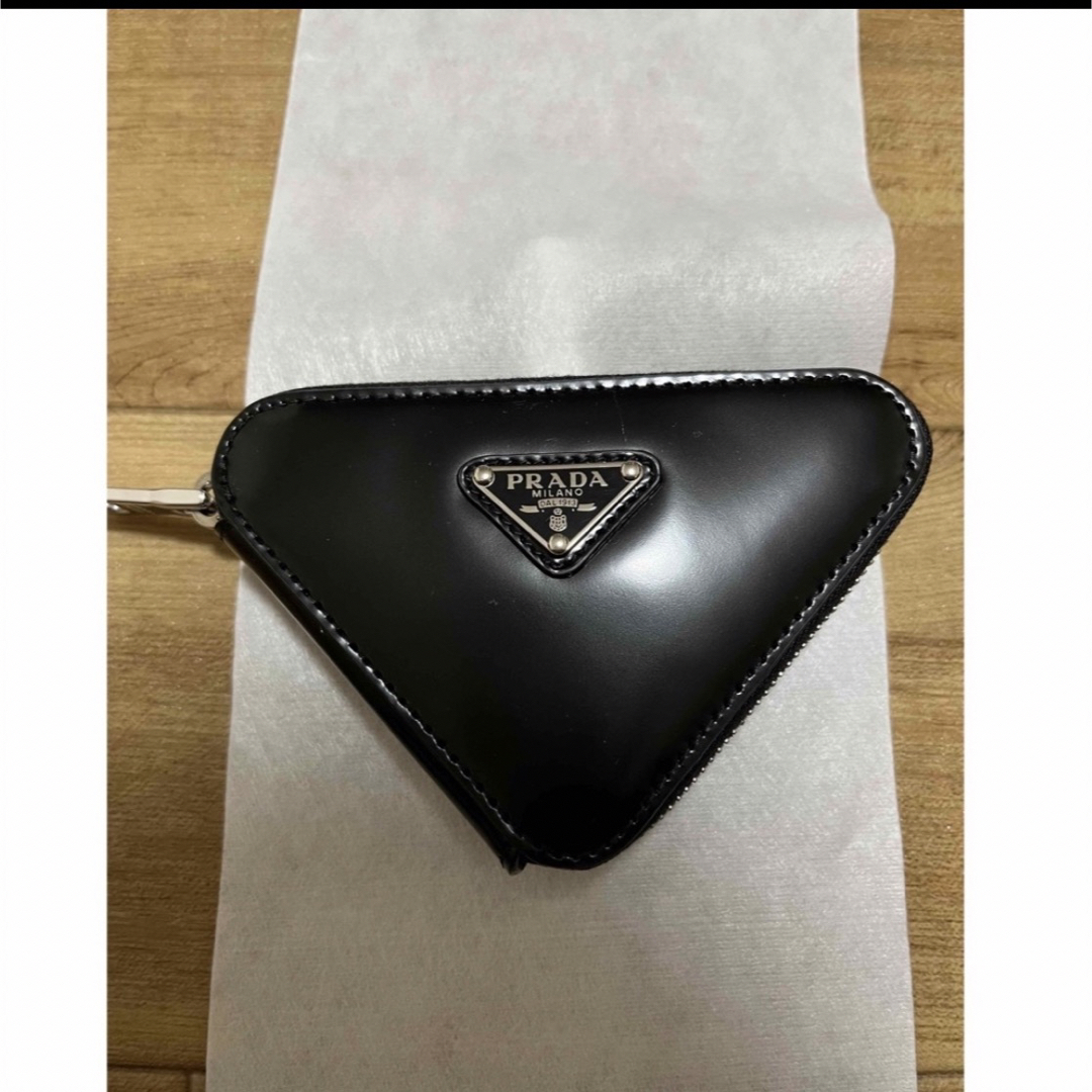 ななみ様専用 PRADA プラダ 1TL433 トライアングル ミニポーチ ななみ様専用 PRADA プラダ 1TL433 トライアングル ミニポーチ
