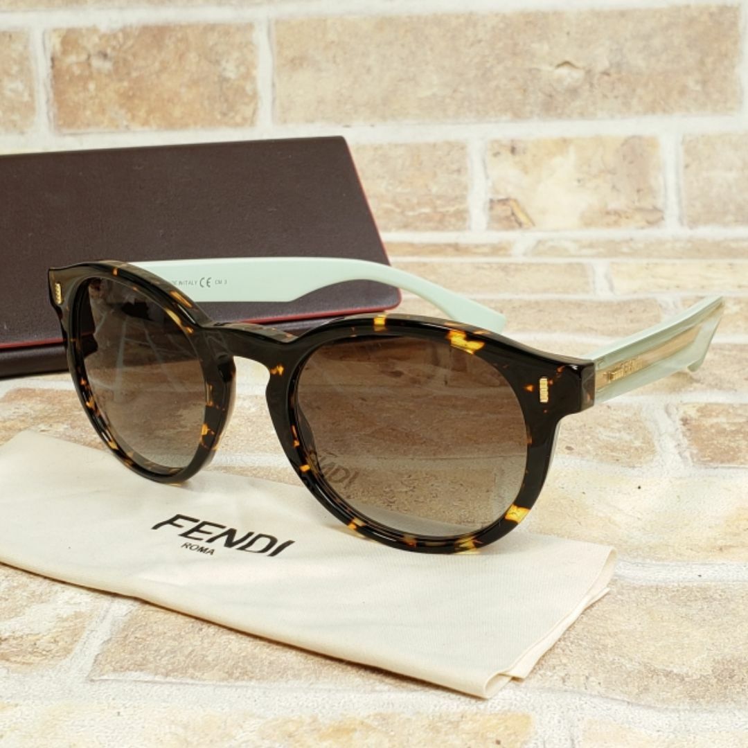 FENDI - フェンディ FENDI ☆ セルフレーム ボストン サングラス FENDI - フェンディ FENDI ☆ セルフレーム ボストン サングラス