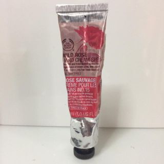 ザボディショップ(THE BODY SHOP)の美白✨日焼け止め効果も✨ボディショップ★SPF15 ワイルドローズハンドクリーム(ハンドクリーム)