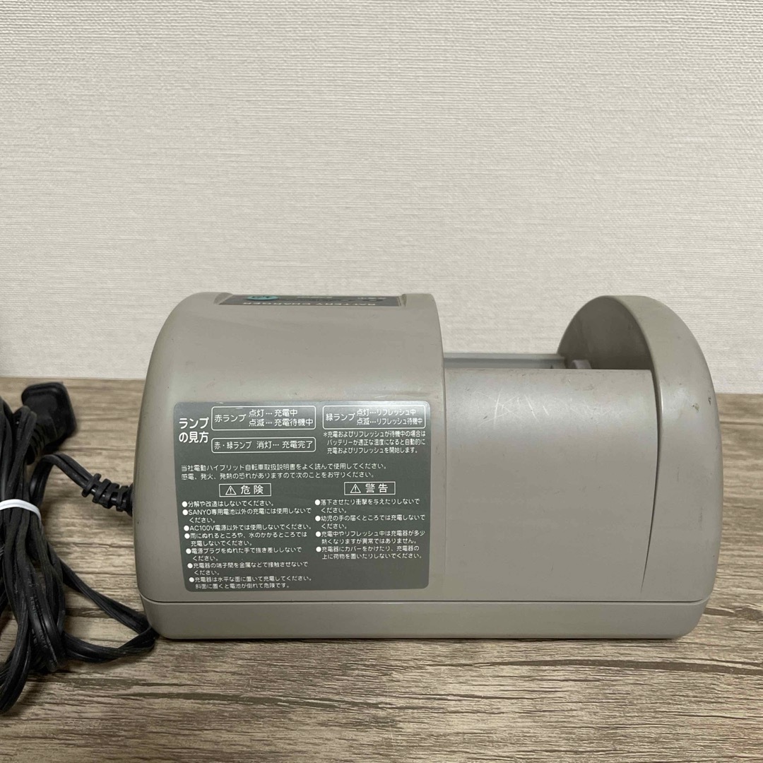 SANYO - SANYO 電動自転車 バッテリー 充電器 中古 CY-PE31の SANYO - SANYO 電動自転車 バッテリー 充電器 中古 CY-PE31の