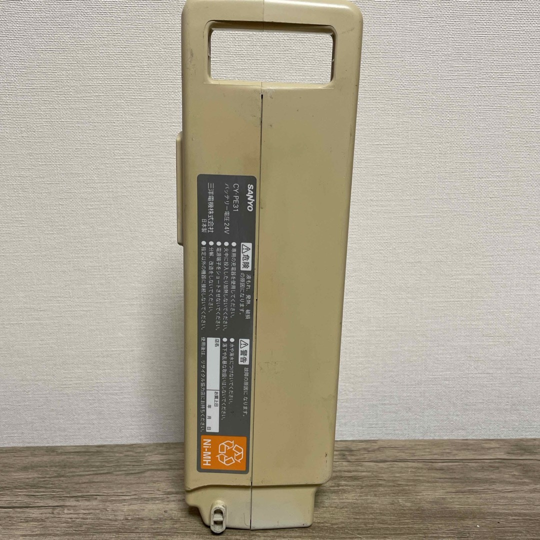 SANYO - SANYO 電動自転車 バッテリー 充電器 中古 CY-PE31の SANYO - SANYO 電動自転車 バッテリー 充電器 中古 CY-PE31の