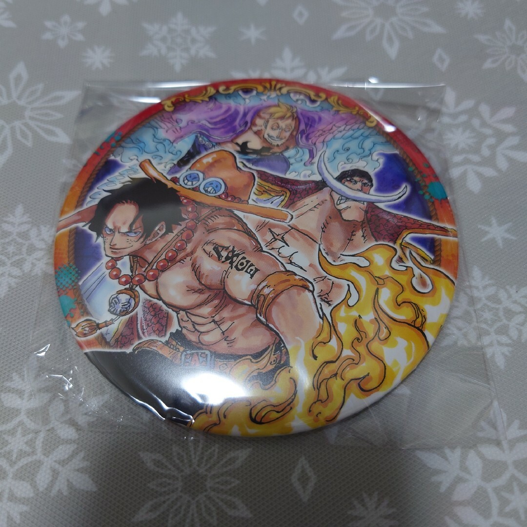 ワンピース 缶バッジ 最強トリオ エース マルコ 白ひげの通販 by ワンピース 缶バッジ 最強トリオ エース マルコ 白ひげの通販 by