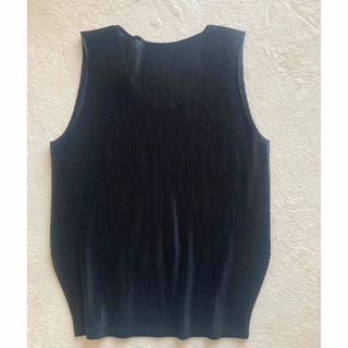 PLEATS PLEASE ISSEY MIYAKE(タンクトップ)のフリマアイテム一覧 PLEATS PLEASE ISSEY MIYAKE(タンクトップ)のフリマアイテム一覧
