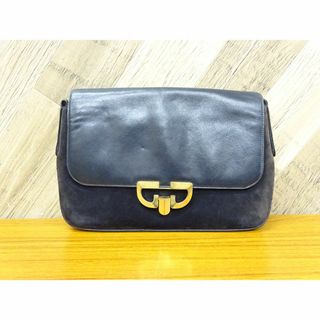 GUCCI(スエード ・ クラッチバッグ)のフリマアイテム一覧 GUCCI(スエード ・ クラッチバッグ)のフリマアイテム一覧