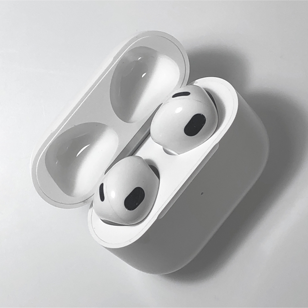 超美品】Apple|AirPods(第3世代)|動作確認済|速達発送 超美品】Apple|AirPods(第3世代)|動作確認済|速達発送