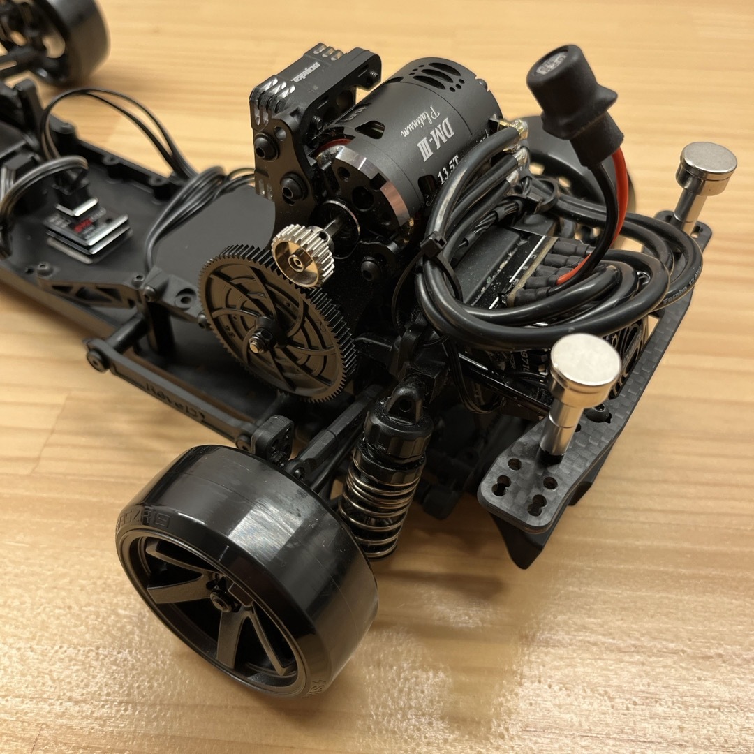 RaveD RDX】ドリフトラジコン メカ付きの通販 by トラ猫|ラクマ RaveD RDX】ドリフトラジコン メカ付きの通販 by トラ猫|ラクマ