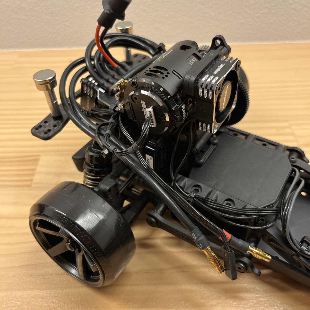 RaveD RDX】ドリフトラジコン メカ付きの通販 by トラ猫|ラクマ RaveD RDX】ドリフトラジコン メカ付きの通販 by トラ猫|ラクマ