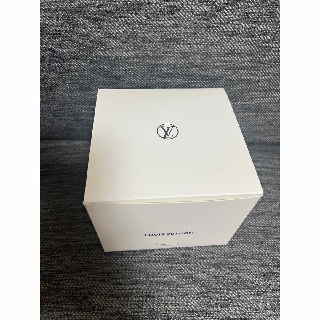 新品未使用 LOUIS VUITTON アロマキャンドル イル ブランシュ 新品未使用 LOUIS VUITTON アロマキャンドル イル ブランシュ