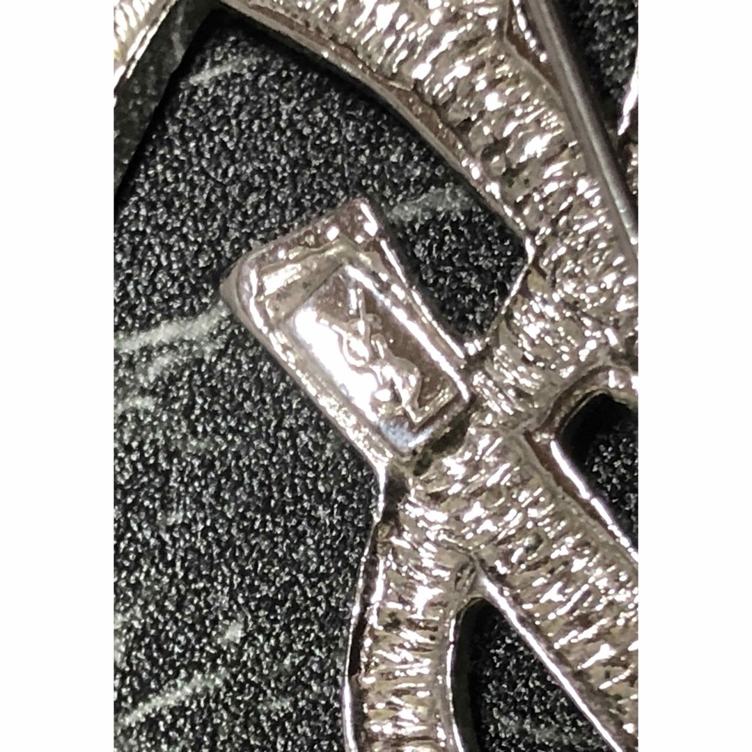 Yves Saint Laurent - 美品 イヴ サンローラン シルバー Yves Saint Laurent - 美品 イヴ サンローラン シルバー