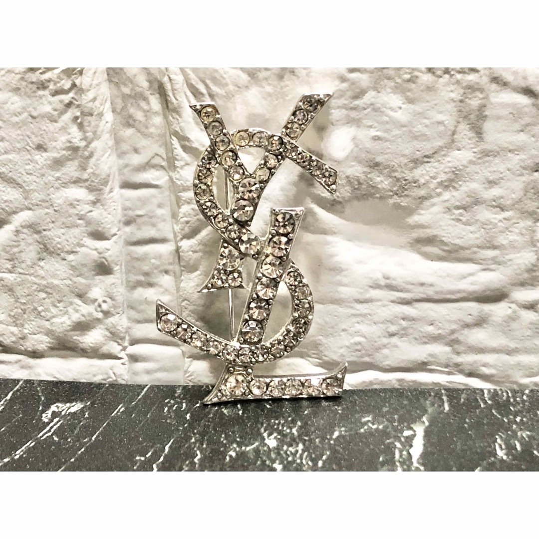 Yves Saint Laurent - 美品 イヴ サンローラン シルバー Yves Saint Laurent - 美品 イヴ サンローラン シルバー
