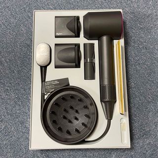 ダイソン(Dyson)のダイソン　ドライヤー(ドライヤー)