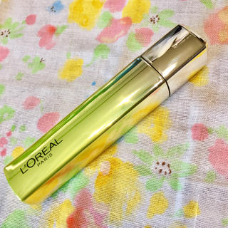 ロレアルパリ(L'Oreal Paris)のロレアルパリ ユイルカレス 801 イエロー オイルリップ(リップグロス)