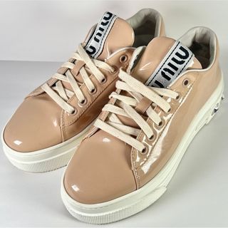 MIU MIUのフリマアイテム一覧 MIU MIUのフリマアイテム一覧