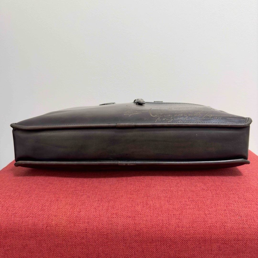 定価64.9万円 ベルルッティ アンジュール スクリットレザー 定価64.9万円 ベルルッティ アンジュール スクリットレザー