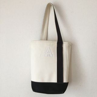L.L.Bean - L.L.Bean シリンダートートバッグ 刺繍 L.L.Bean - L.L.Bean シリンダートートバッグ 刺繍