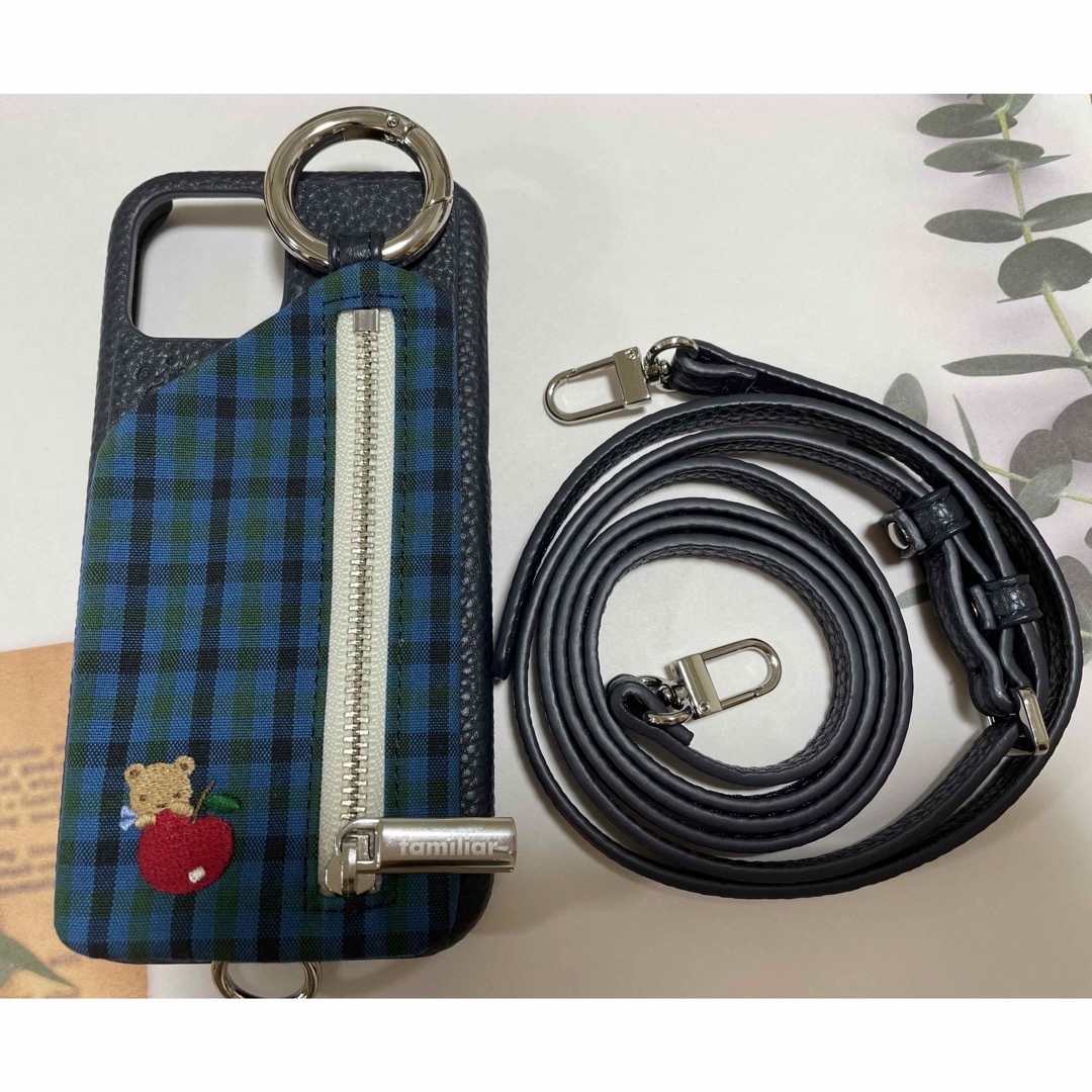 ファミリア　ajew iPhone12pro/12ネイビー チェックストラップ付 ファミリアajew iPhone12pro/12ネイビー チェックストラップ付