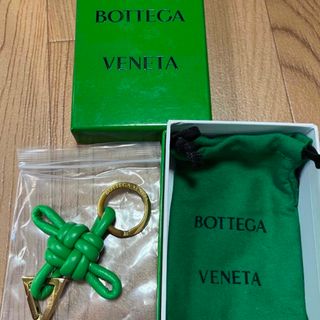 BOTTEGA VENETA(キーホルダー ・ グリーン・カーキ/緑色系)の BOTTEGA VENETA(キーホルダー ・ グリーン・カーキ/緑色系)の