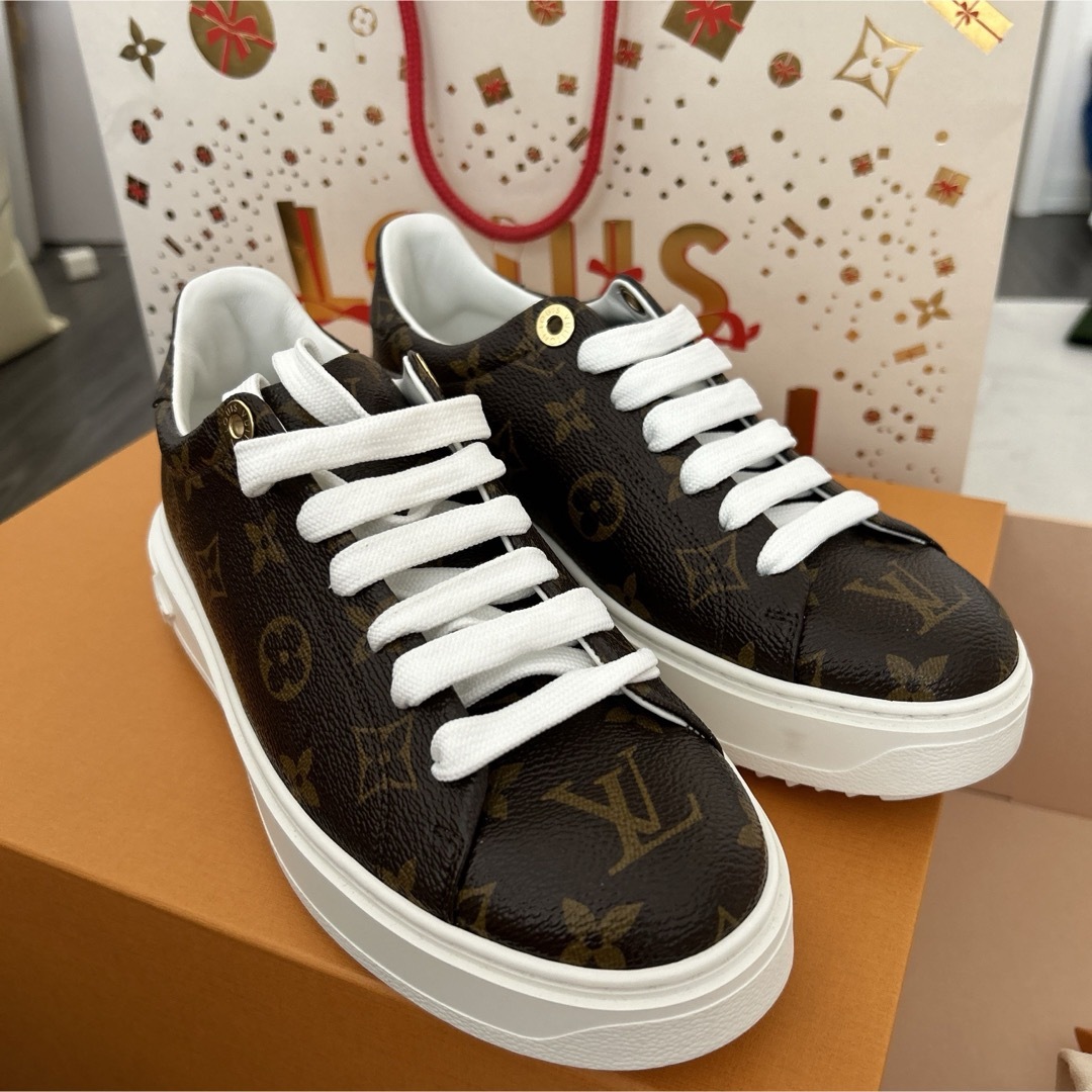 LOUIS VUITTON - 新品未使用 ルイヴィトン タイムアウトライン LOUIS VUITTON - 新品未使用 ルイヴィトン タイムアウトライン