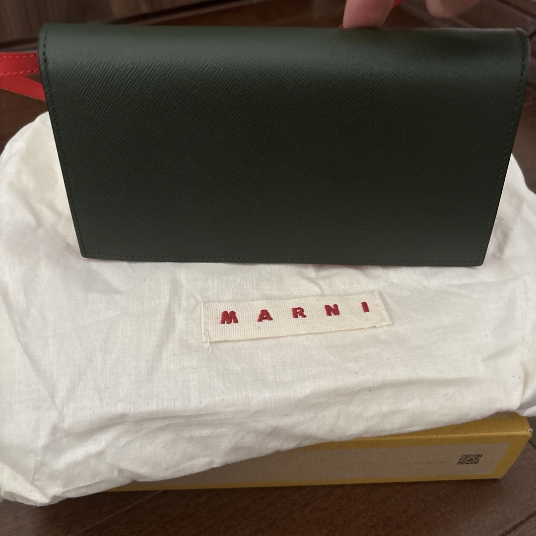 MARNI - マルニ バイカラー オルガン ショルダーウォレット 財布 MARNI - マルニ バイカラー オルガン ショルダーウォレット 財布