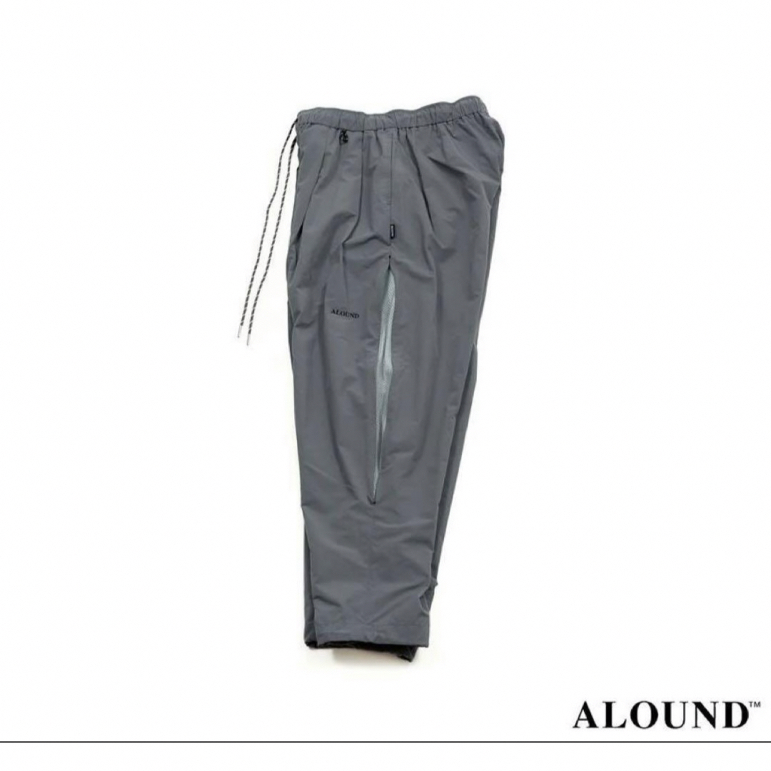 ALOUND TWOTUCK TAPERED NYLON PANTS パンツの通販 by なるさん ALOUND TWOTUCK TAPERED NYLON PANTS パンツの通販 by なるさん