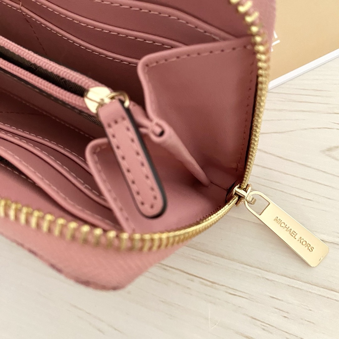 MICHAEL KORS - 新品 MICHAEL KORS長財布 ピンク 財布 長財布 MICHAEL KORS - 新品 MICHAEL KORS長財布 ピンク 財布 長財布