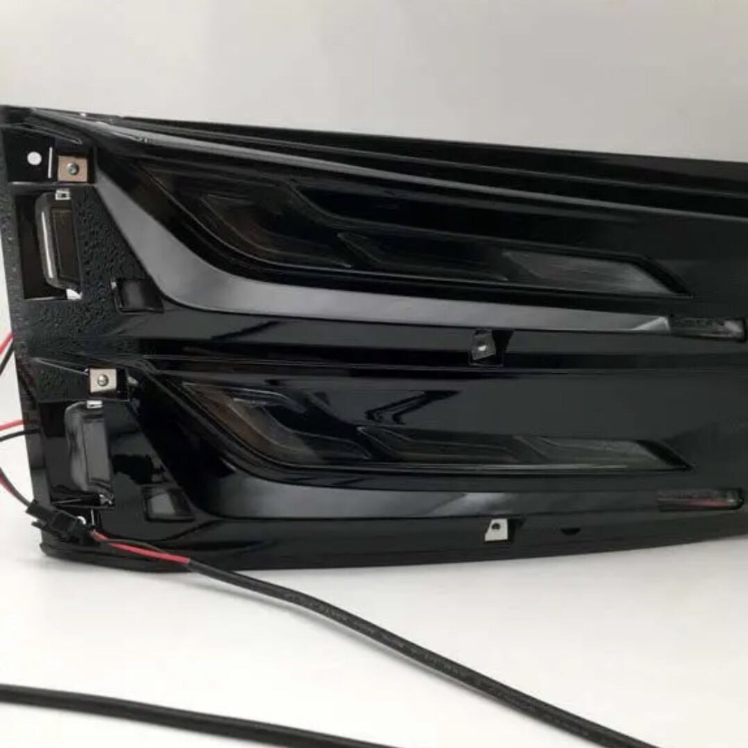ヴェルファイア 30系後期 シグネチャーイルミブレード デイ ヴェルファイア 30系後期 シグネチャーイルミブレード デイ